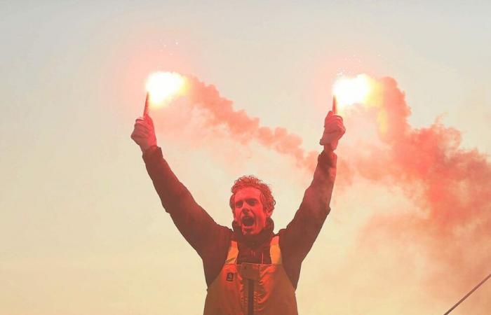 Die Ankunft von Charlie Dalin, Gewinner der 10. Ausgabe des Vendée Globe [En images]