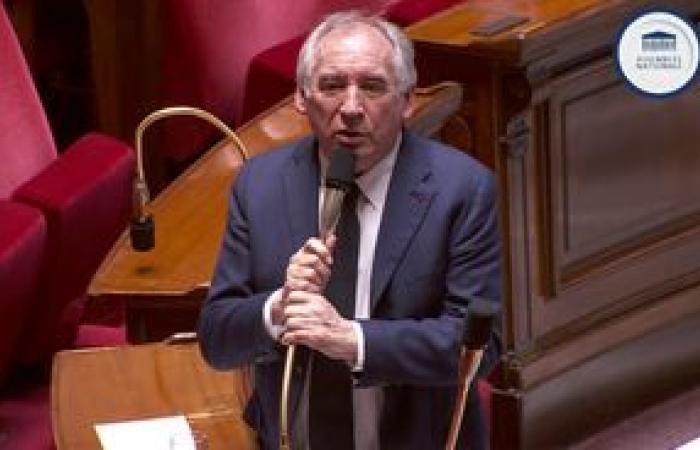 Wie François Bayrou sagt, er habe sein Stottern überwunden, was ihn „aufmerksamer gegenüber anderen“ gemacht habe