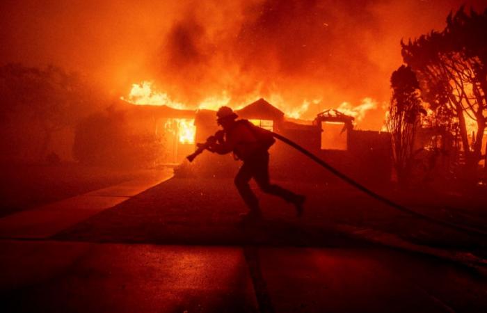 Es wird angenommen, dass das Feuer in Los Angeles von Menschen verursacht wurde