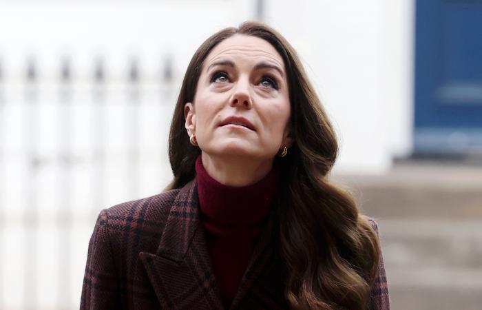 Bewegt besucht Kate Middleton Patienten im Krankenhaus, in dem sie wegen Krebs behandelt wurde