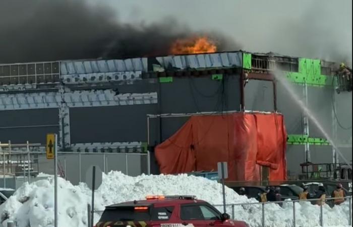 Eine weiterführende Schule in Sorel-Tracy evakuiert