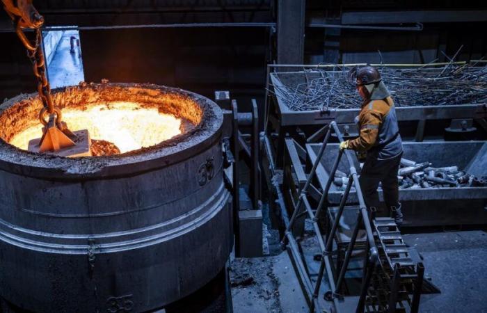 Der Stahlhersteller Swiss Steel streicht am Standort Emmenbrücke weiterhin 130 Stellen – rts.ch