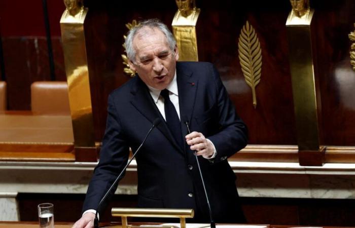 Wachstumsprognose für 2025 nach unten korrigiert, kündigt François Bayrou an