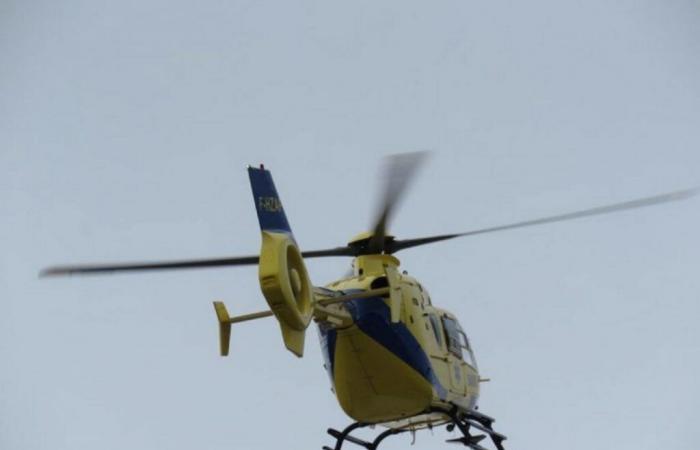 Landes. Teenager per Hubschrauber evakuiert, nachdem er von einem Auto angefahren wurde