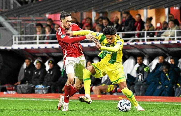 Stade Brestois, Sieger von Nantes im Coupe de France, ist fest entschlossen, „an allen drei Tischen“ zu spielen.