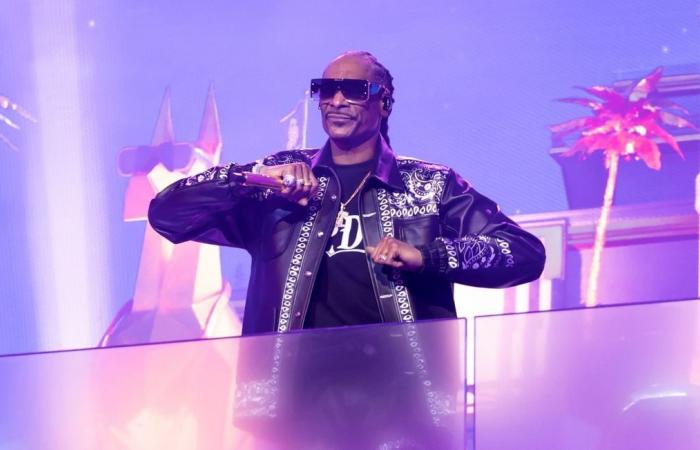 Snoop Dogg hilft den Opfern und dankt den Feuerwehrleuten, die die Brände in Los Angeles bekämpfen