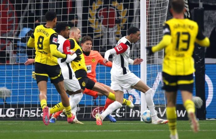 Frankfurt setzt seine Serie fort und stürzt Dortmund in die Krise