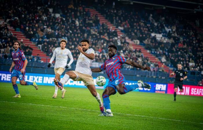 Romain Thomas auf der Bank, Alex Mendy Kapitän