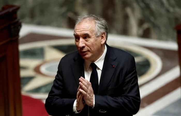 Wie es François Bayrou gelang, die Sozialisten von der Neuen Volksfront für sich zu gewinnen