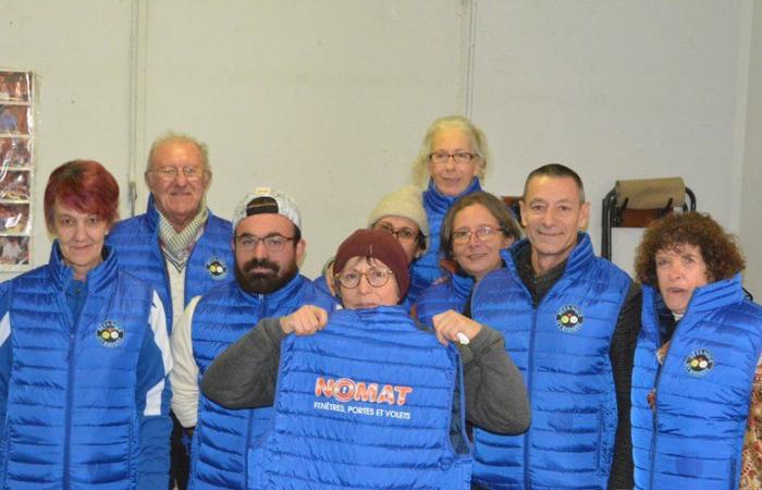 Sainte-Livrade-sur-Lot. Livradaise Pétanque gekleidet für den Winter…