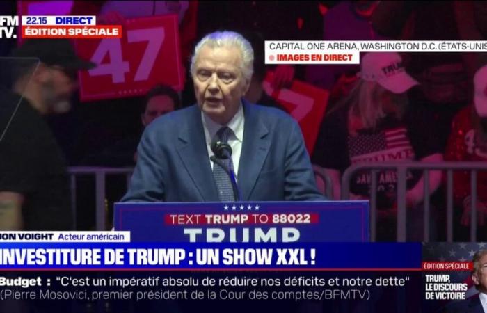 Der amerikanische Schauspieler und Drehbuchautor Jon Voight eröffnet die Feierlichkeiten mit einer Rede vor Donald Trumps letztem Treffen