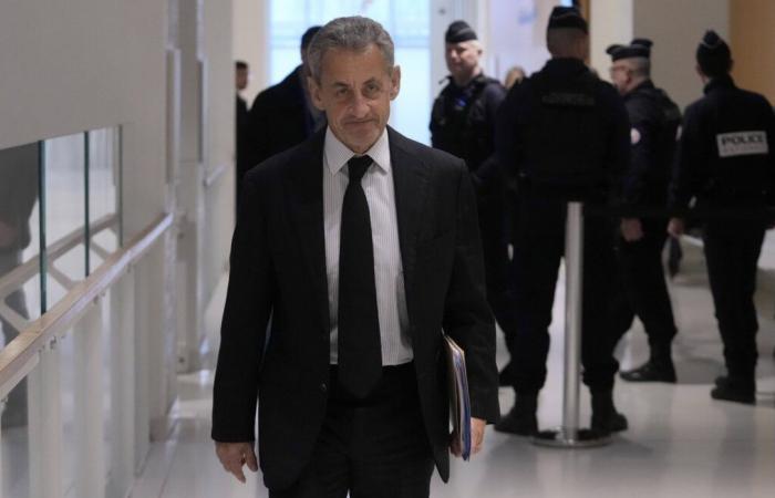 „Es macht mich schmutzig, solche Fragen zu beantworten“, sagt Sarkozy