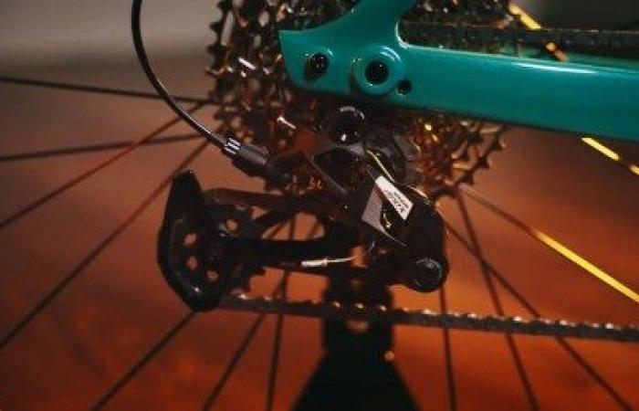 Dieses Elektro-Gravelbike verfügt über eine 4K-Kamera und einen attraktiven Bonuspreis