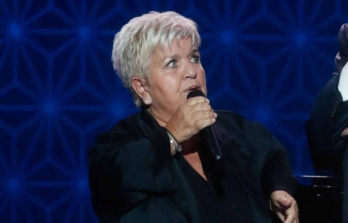 Mimie Mathy im Rollstuhl beim Enfoirés-Konzert: Sie erklärt warum