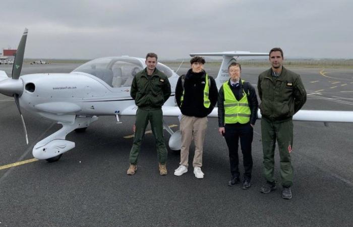 Zwei Touristenflugzeuge verlieren sich im Nebel nahe Paris, die Luftwaffe eilt ihnen zu Hilfe