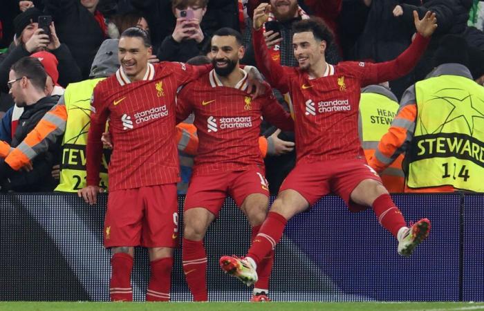 Mo Salah und Harvey Elliott treffen, während sich die Reds für das Achtelfinale der UEFA Champions League qualifizieren