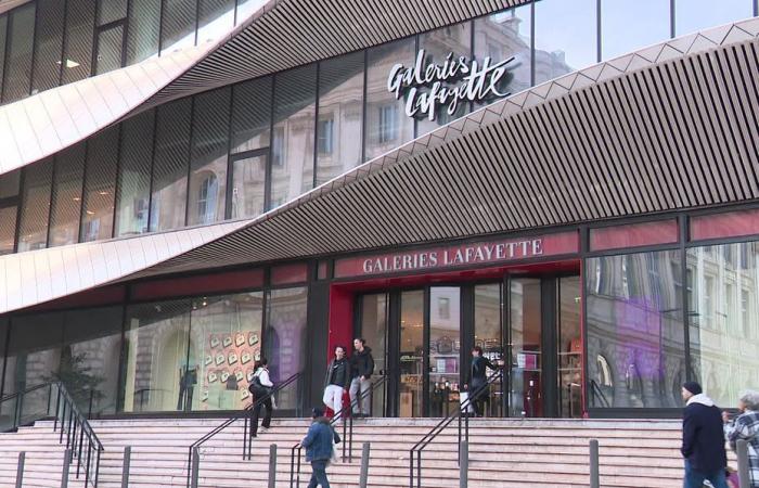 „Wiederkehrende Verluste seit mehreren Jahren“, kündigt Galeries Lafayette die Schließung ihrer beiden Filialen in Marseille Ende 2025 an