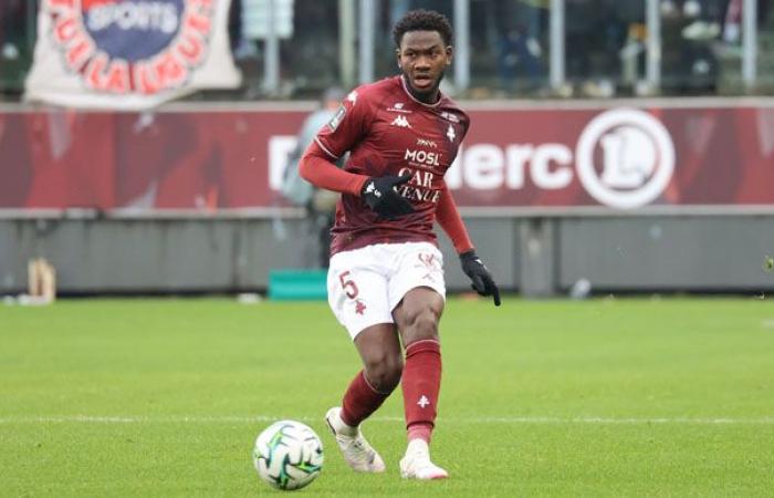 Fali Candé an Venedig ausgeliehen | Football Club de Metz – Informationen zum FC Metz – Training des FC Metz