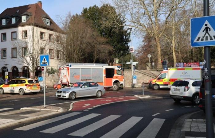 Messerangriff fordert zwei Tote, darunter ein zweijähriges Kind