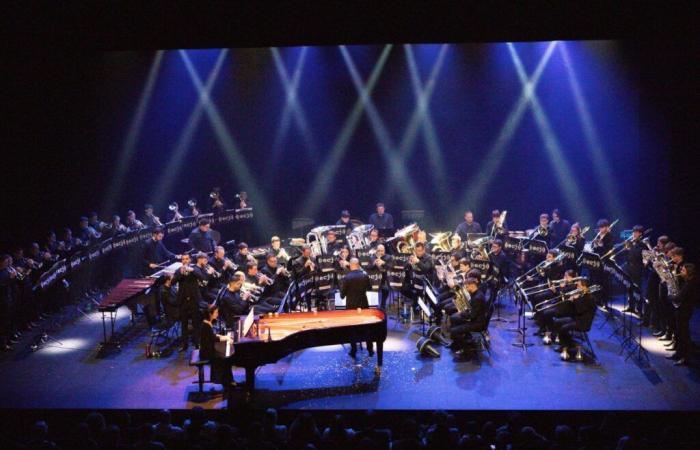 Im Théâtre du Jura wirkte der vom Jura Brass Ensemble orchestrierte Zauber