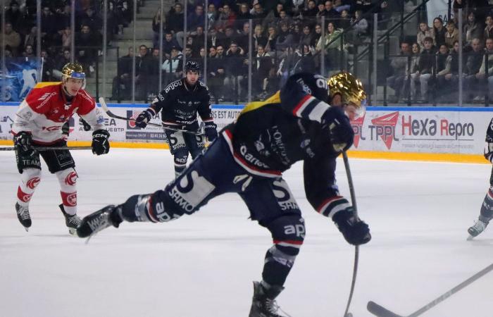 Eishockey – serifenloses Match zwischen Dukes und Gothics