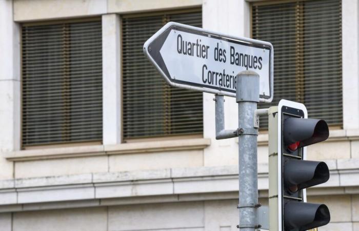 Entdeckung eines verdächtigen Pakets im Bankenviertel von Genf