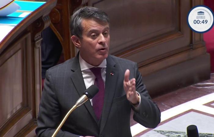 „Es gibt eine Gruppe, die oft eine unterdrückende Rolle spielt“ Manuel Valls über GBH bei Fragen an die Regierung