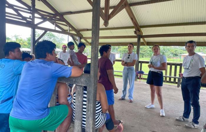 die heikle Mission der Betreuer im Indianerdorf Trois Manétuviers