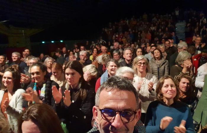 Das aufregende Vergnügen des weiblichen Textes… Catherine Ringer faszinierte das Publikum in Lourdes