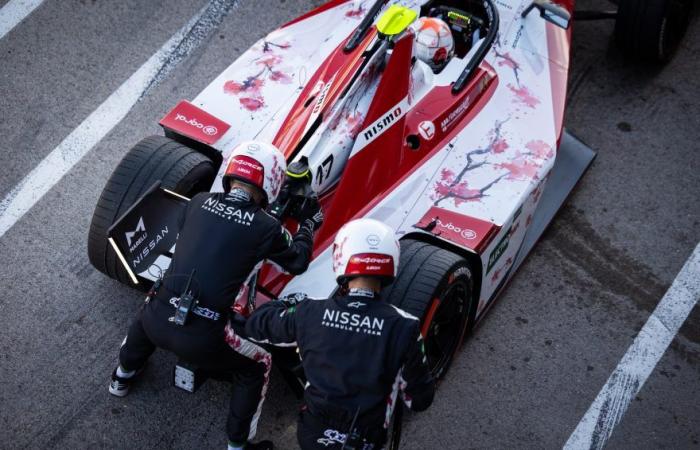 In der Formel E treffen „Boxenstopps“ ein, um ultraschnelle Aufladungen durchzuführen