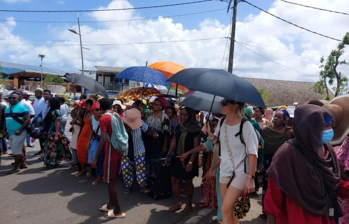 Lehrer demonstrieren in Mayotte, um „Heimwerken“ zu Beginn des Schuljahres anzuprangern