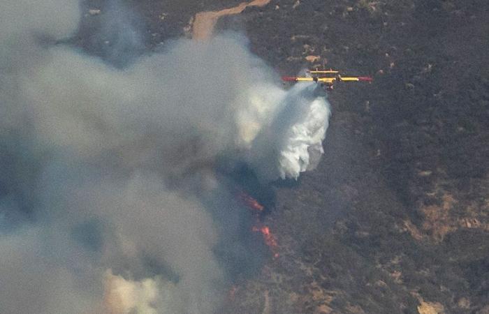 Feuer nördlich von Los Angeles