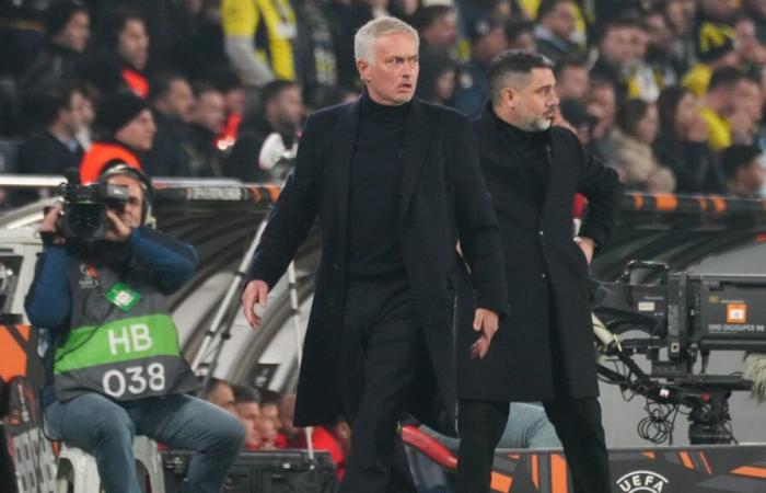 Mourinho schaltet den VAR-Schiedsrichter ein