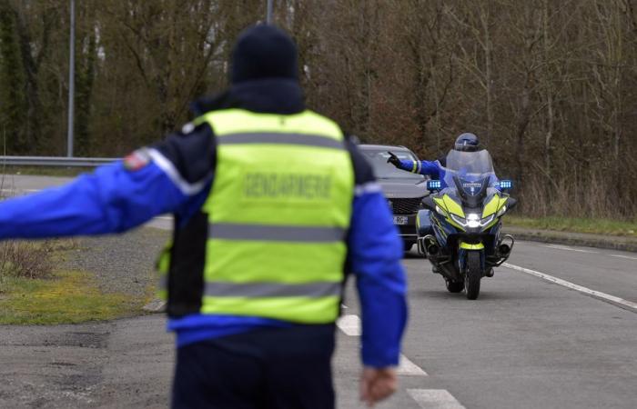 Ein Fahrer wurde dank Videoüberwachungskameras festgenommen