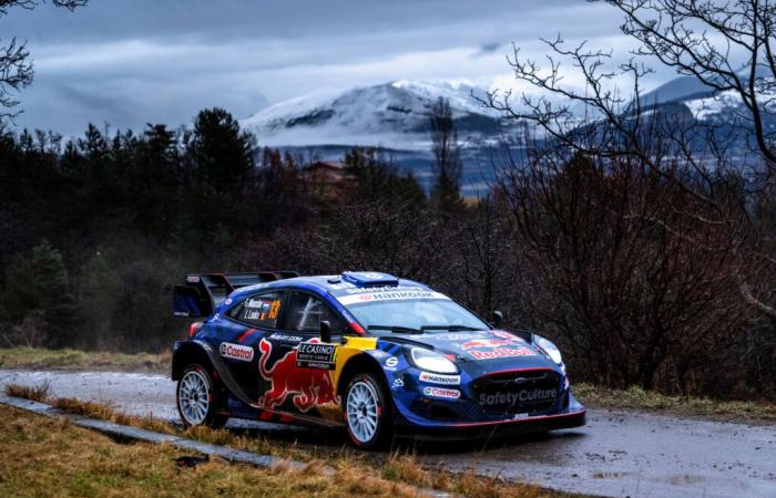 Thierry Neuville beleuchtet die Zeitmessbildschirme von Monte Carlo