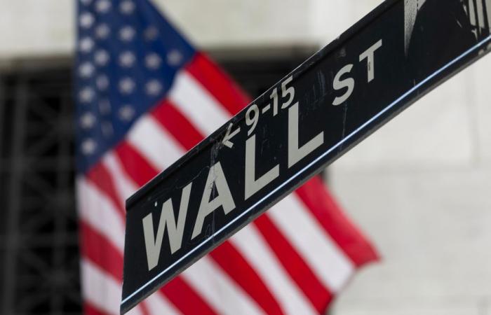 Wall Street unten, um Donald Trumps erste Woche zu schließen