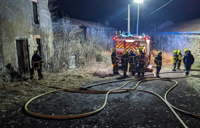 Heftiger Nachtbrand in einem Bauernhaus in dieser Stadt in der Haute-Loire