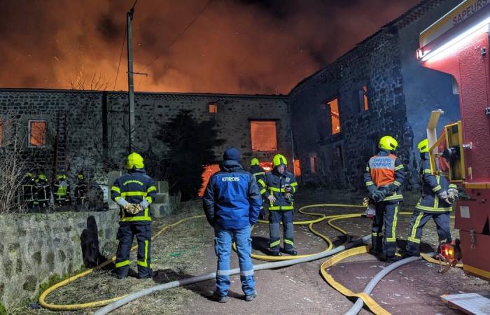 Heftiger Nachtbrand in einem Bauernhaus in dieser Stadt in der Haute-Loire