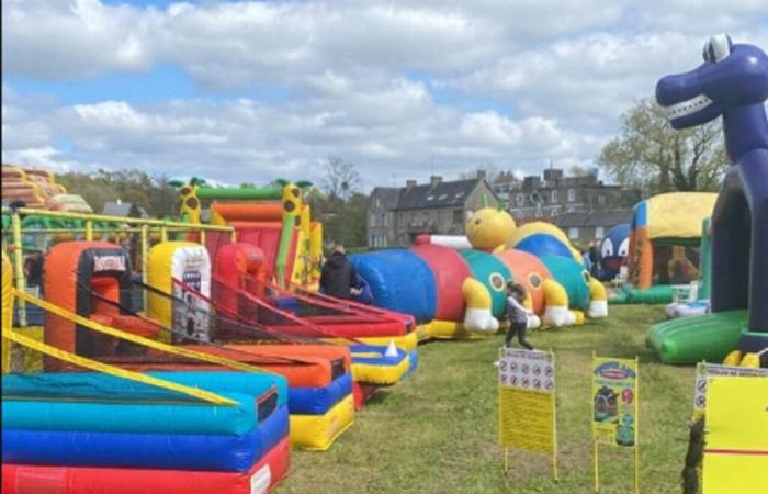 Nach dem Ausgang muss der Youpiland-Vergnügungspark Saint-Sauveur-le-Vicomte verlassen