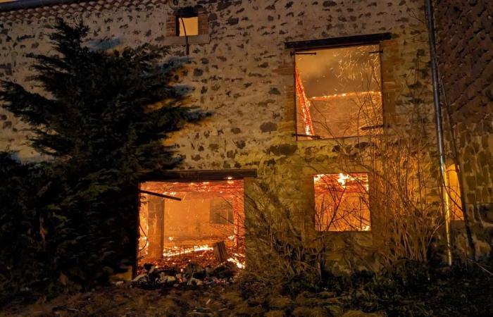 Heftiger Nachtbrand in einem Bauernhaus in dieser Stadt in der Haute-Loire