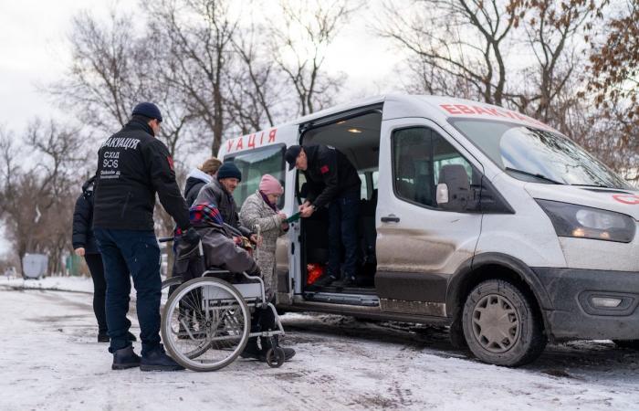 Die unmögliche Evakuierung der letzten ukrainischen Zivilisten an der Front: „Wir sprechen von einer Person im Alter von 70 oder 80 Jahren, die versucht, sich zu Fuß zu retten“