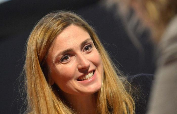 Die Schauspielerin Julie Gayet wird Ende Mai 2025 in Montjoie-Saint-Martin erwartet