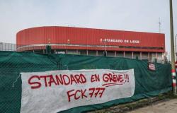 Fußball. Standard de Liège wurde von seinen Anhängern blockiert, das Spiel gegen Westerlo wurde abgesagt
