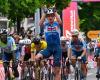 Giro 2024: Tim Merlier gewinnt einen Sprintkampf in Fossano, Pogacar sorgt für einen Stunt