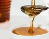 Stimmt es, dass Eisenlöffel Enzyme im Honig abtöten?