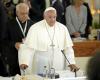 Papst Franziskus antwortet auf hundert Schauspieler und Komiker