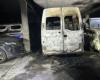 Brand auf der Polizeiwache von Roubaix: 17 Polizeiautos betroffen