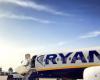 Passagiere eines Ryanair-Fluges saßen mehr als drei Stunden lang in einem Flugzeug am Flughafen Beauvais fest