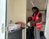 Das Rote Kreuz stellt den Bedürftigsten einen Duschbus zur Verfügung