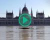 In Budapest stieg die Donau bis zu den Stufen des ungarischen Parlaments